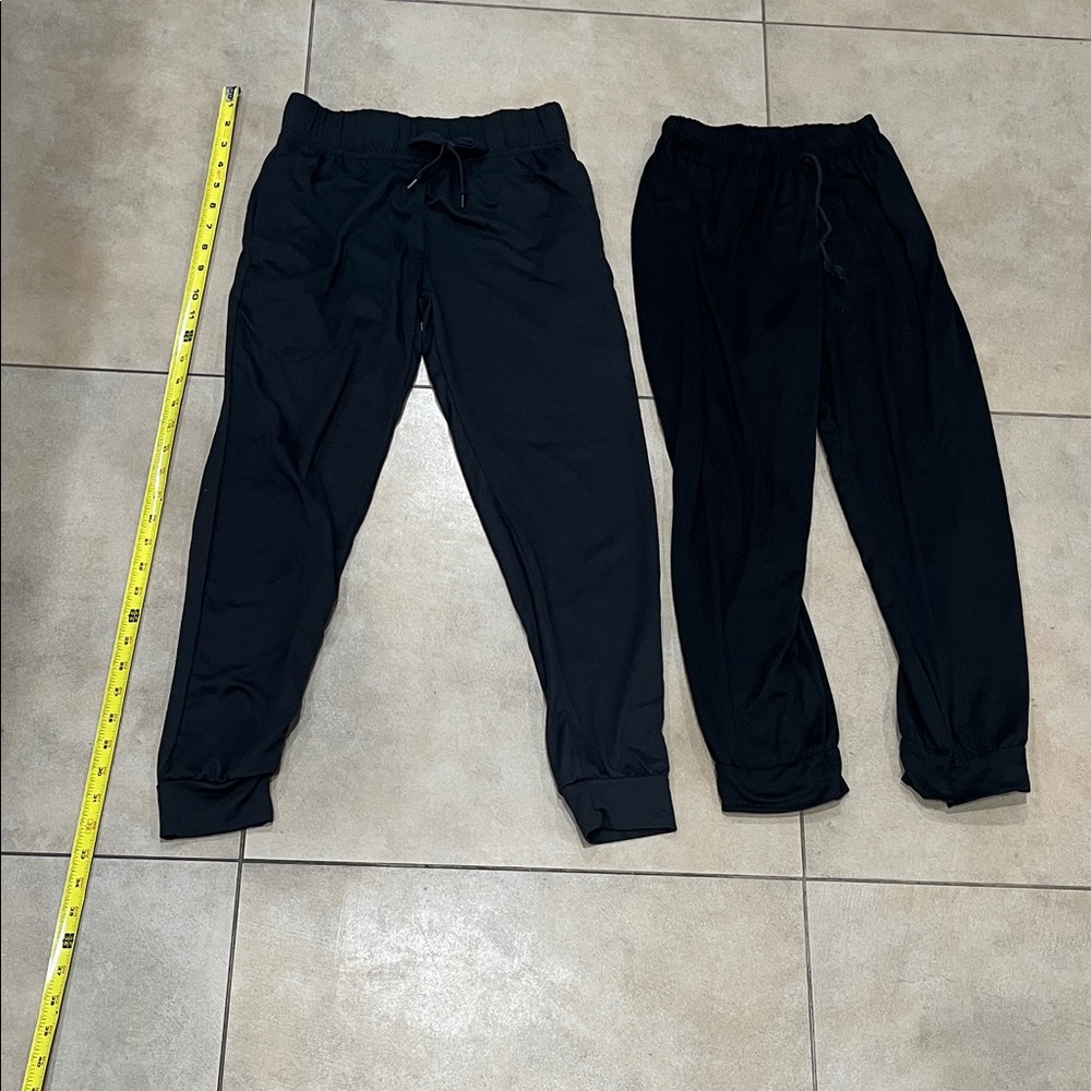 Lot of 2 girls light sweat pants joggers, black & dark grey, size M